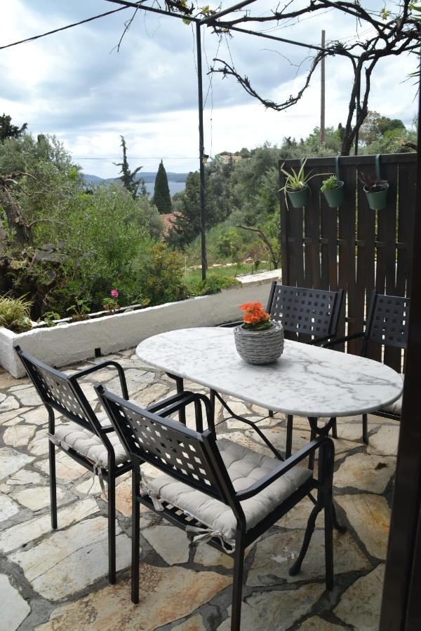 A Place To Relax 1 نساكيون المظهر الخارجي الصورة
